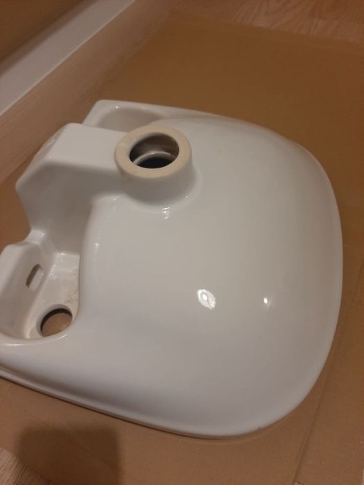 Umywalka używana mała