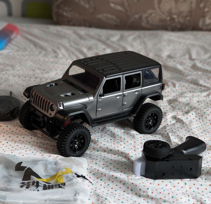 Машинка на радиоуправлении mn 128 jeep wrangler