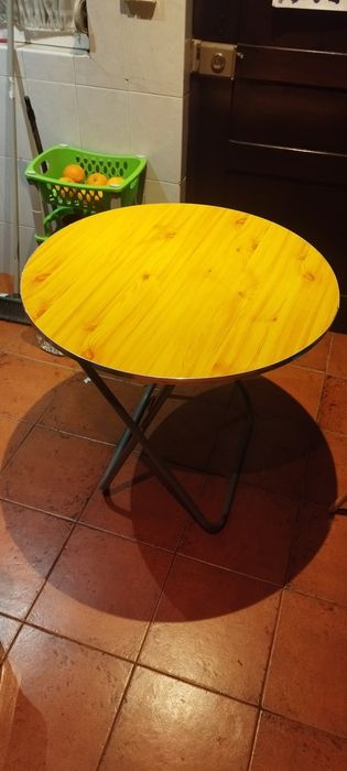 Mesa redonda madeira