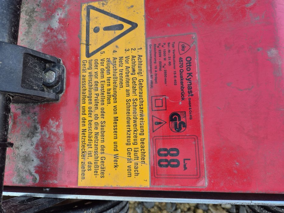 Wertykulator elektryczny