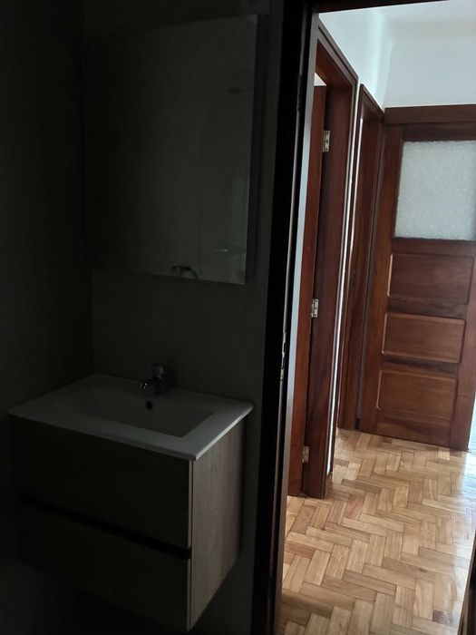 Arrenda-se  Imóveis / Apartamentos