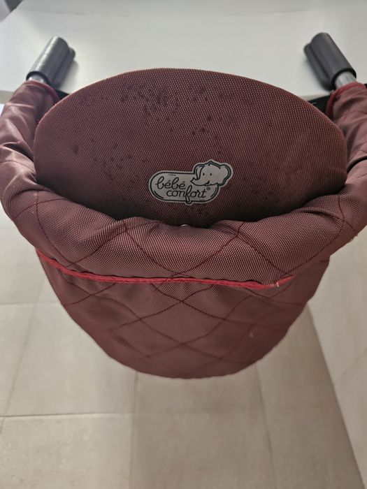 Cadeira de refeição para bebé