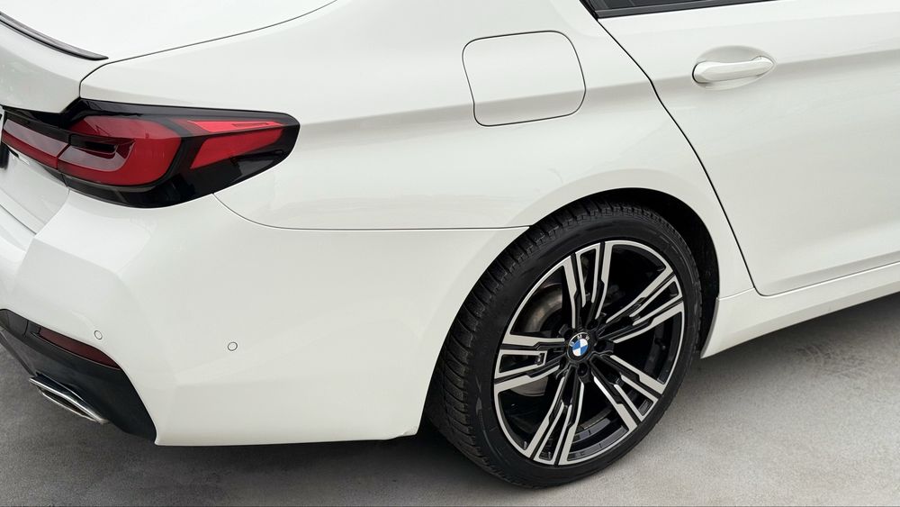 BMW 5 Series 2018 VIN WBAJC51020G862552 фото оголошення 11 з 24