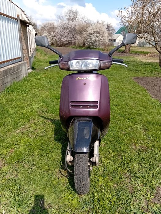 Продам  скутер HONDA Lead 90