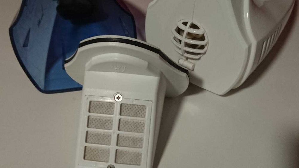 Aspirador Portátil para liquidos e sólidos, sem fios