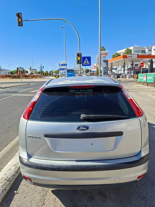 ford focus 2007 - 207000 km