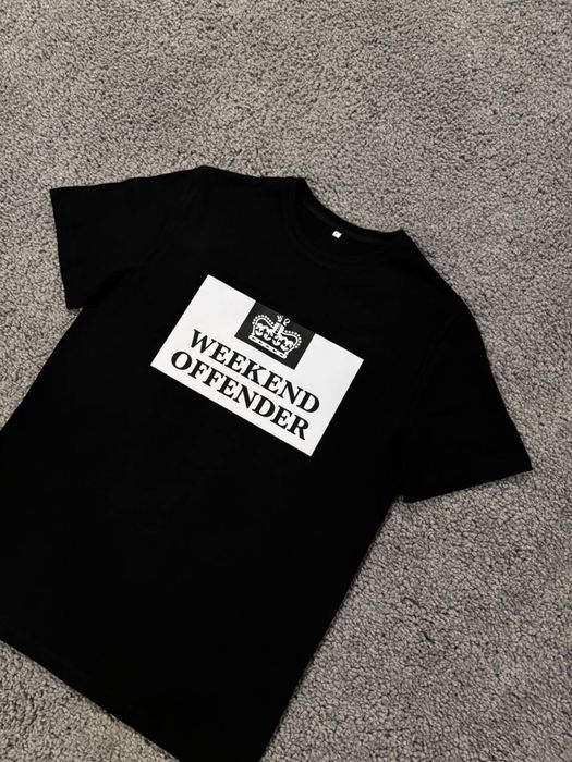 Футболка Weekend Offender / Базова футболка Вікенд Оффендер / Викенд