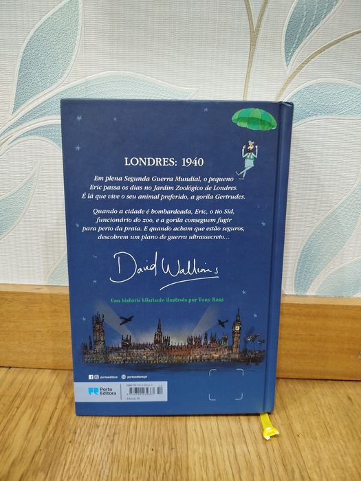 Livro: "Nome de código: Bananas" de David walliams.