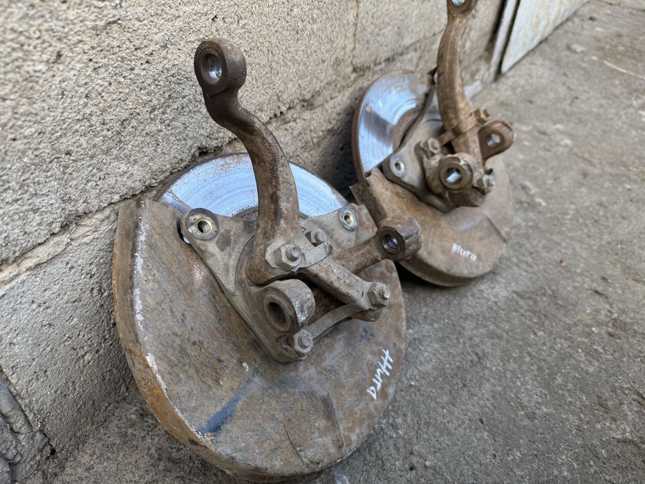 Поворотный кулак ступица цапфа Ваз 2101-2106-2107