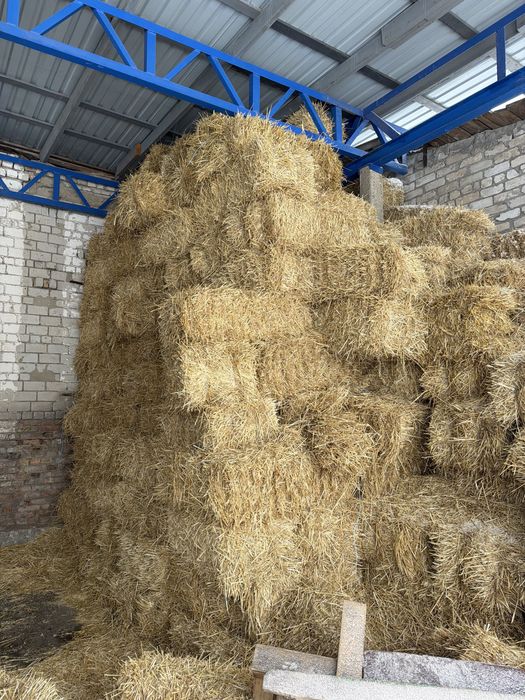 Продам солому в тюках