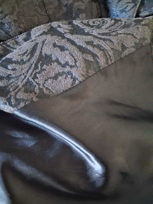 Wiosenny, elegancki płaszczyk marki Atmosphere, r. 40.