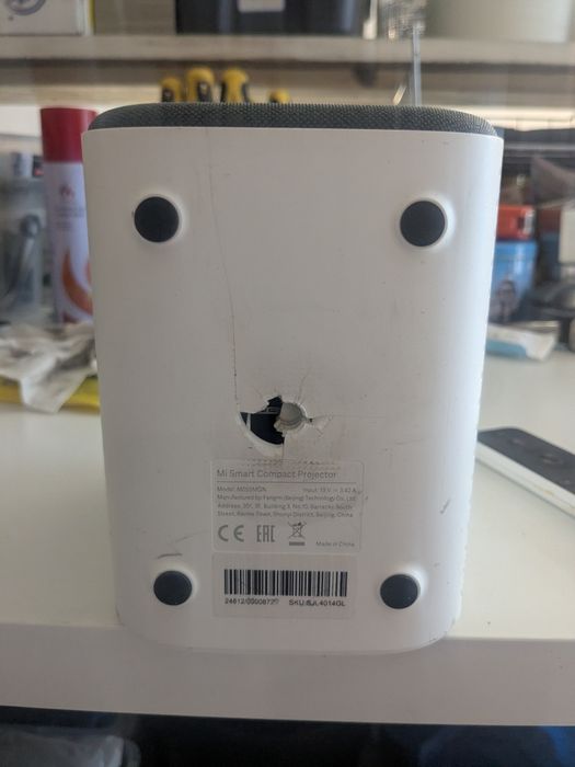 Mi Smart compact projector