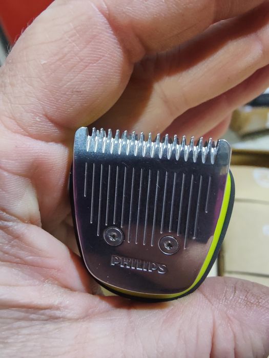 Універсальний тример Philips серії 7000