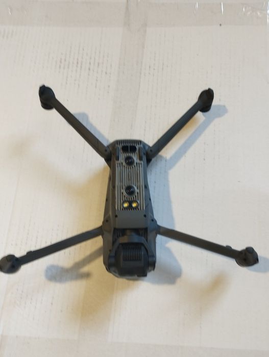 Продам коптер DJI Mavic 3t бу