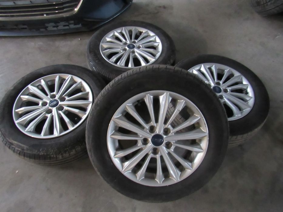 ford focus mk4 komplet felg r16