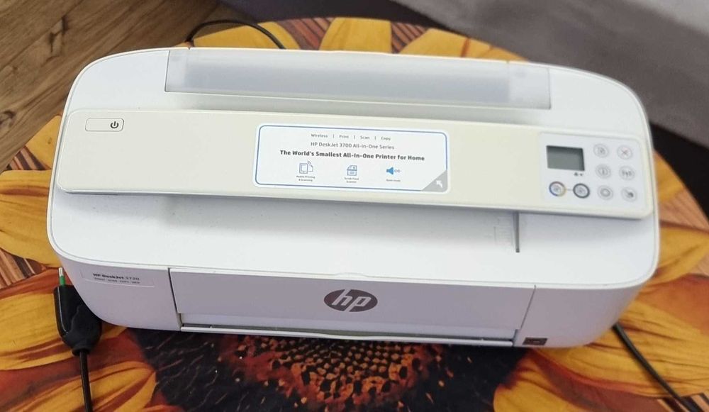 Drukarka atramentowa z serii HP Desk Jet 3700