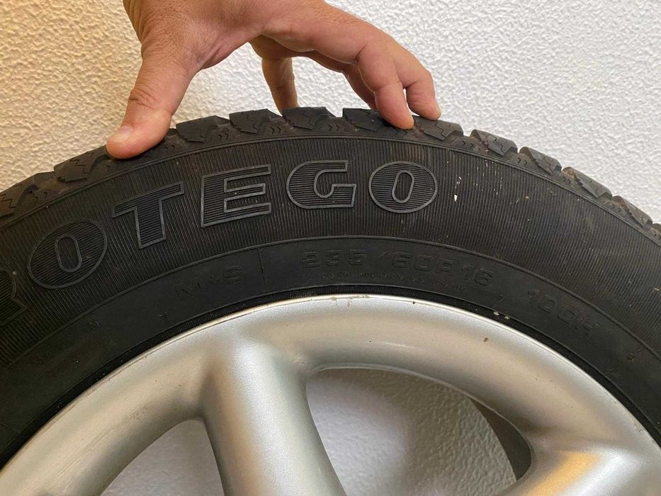 1 Pneu + Jante 235/60 R16 – Compatíveis com Hyundai Santa Fe, Kia Sorento, Honda CR-V e outros SUV