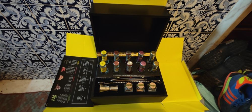 Schweppes gin, caixa conjunto completa