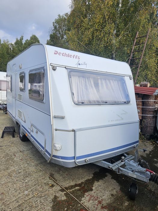 Przyczepa kempingowa Dethleffs RM 4 z 1998r. Z przedsionkiem
