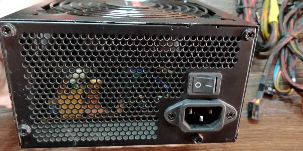 Блок живлення 500 Вт напівмодульний