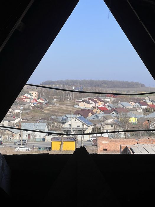 Продаж Мансарди.