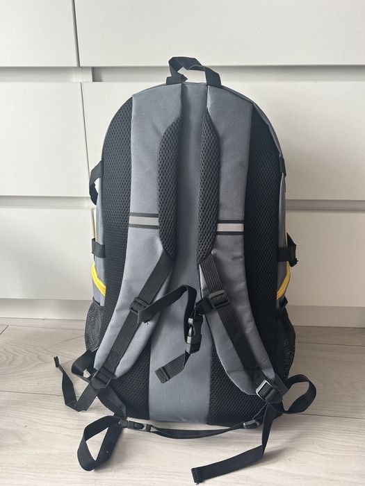 Plecak trekingowy sportowy szkolny nowy duzy