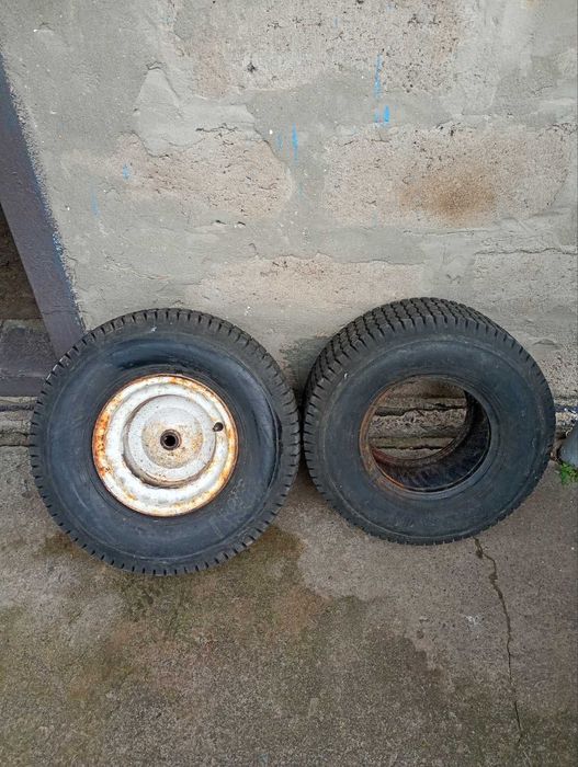 Колеса з дисками для садовий тракторів