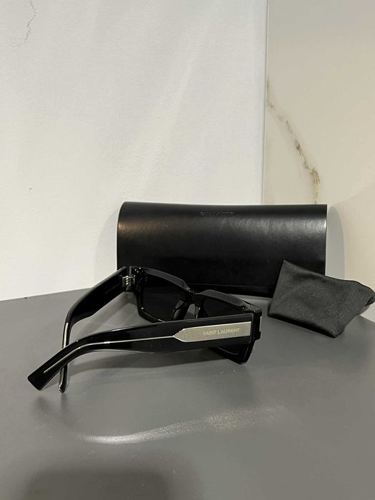 Okulary przeciwsłoneczne Saint Laurent SL 572 001/Komis Krzysiek