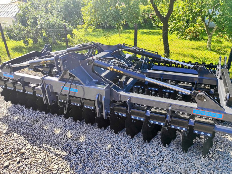 Hydrauliczna brona talerzowa hydraulicznie składana talerzówka 4 4,5 5