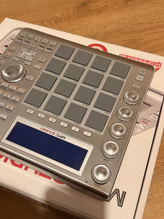 akai mpc studio plus etui