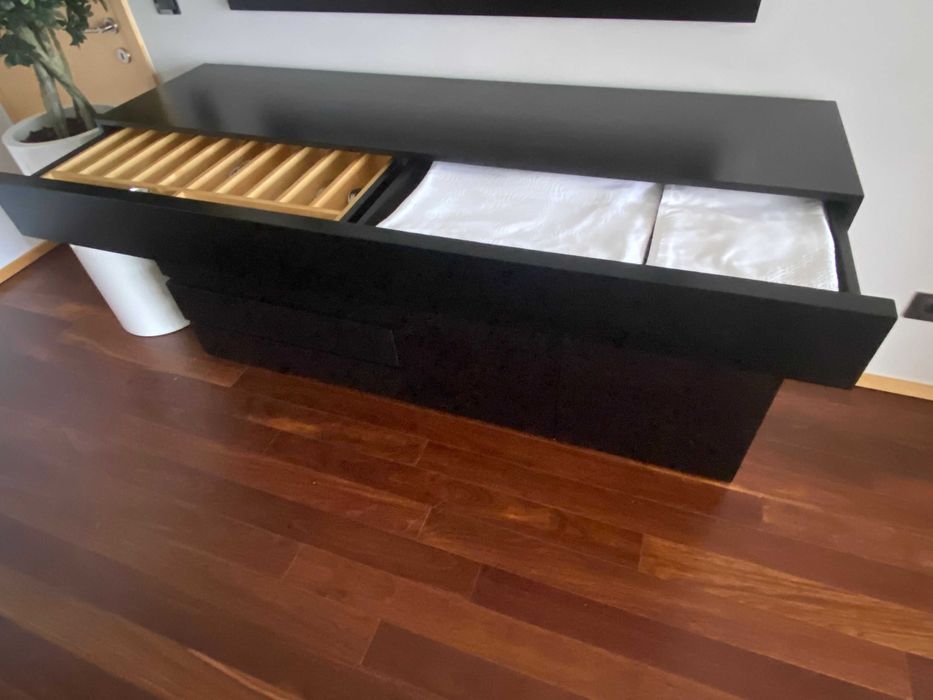 Conjunto Aparador e Espelho/Moldura em Wengué