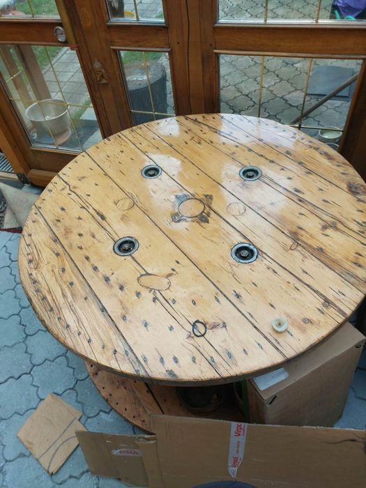 Okrągły stół duży