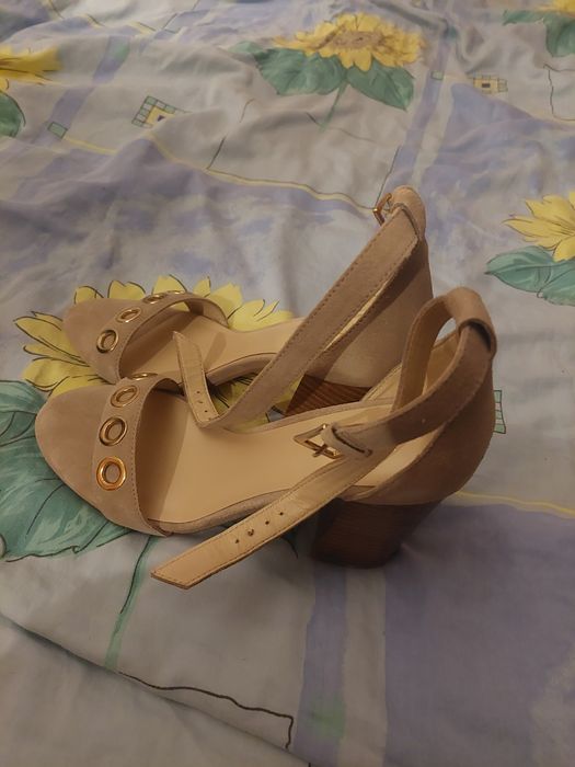 Buty damskie na obcasach Liu jo r.40