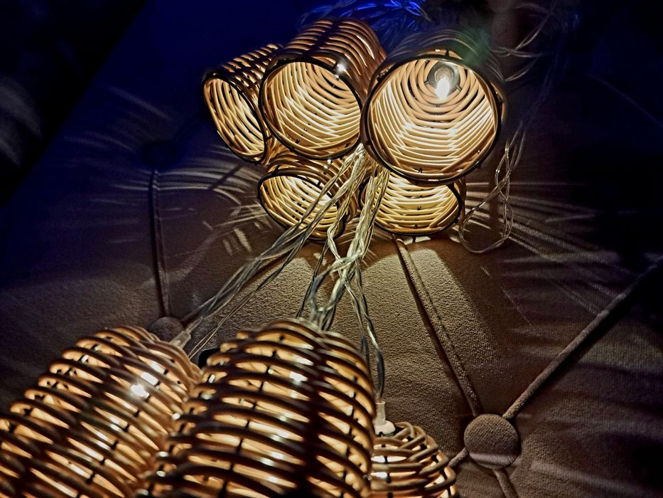Oświetlenie ogrodowe solarne – sznur imitacja rattanu, 560 cm, 10 lampek