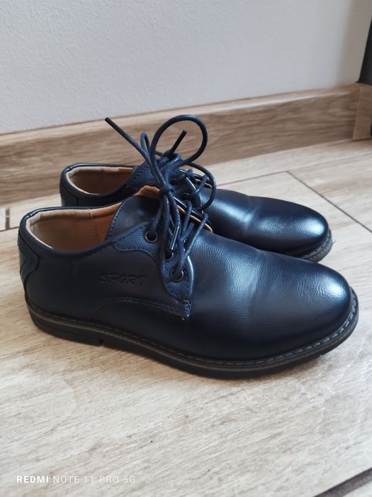 Eleganckie buty dla chłopca rozm. 33