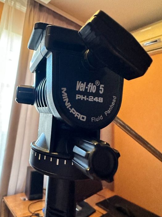 Штатив Velbon C-400