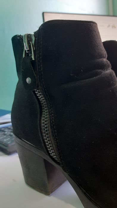 Полусапожки, ботильоны, сапоги кожаные замш,  тракторная подошва