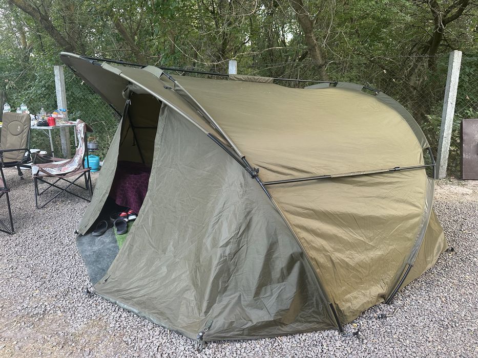Продаю свою карповую палатку Prologic C series 2 man bivvy+ Тен к ней