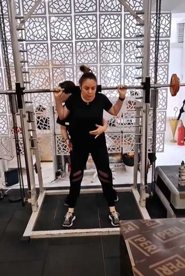 Multipower e Marquesas, Lavatórios e mesas de escritório