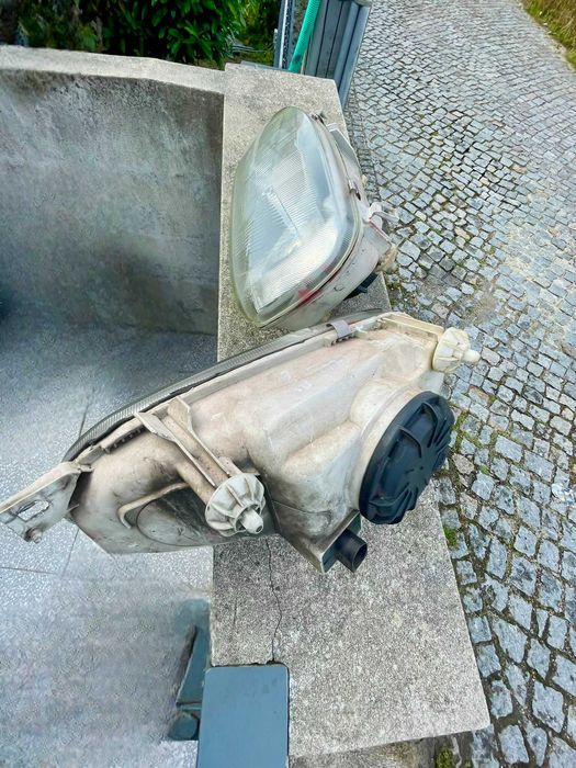 Conjunto Faróis Volkswagen Golf 3