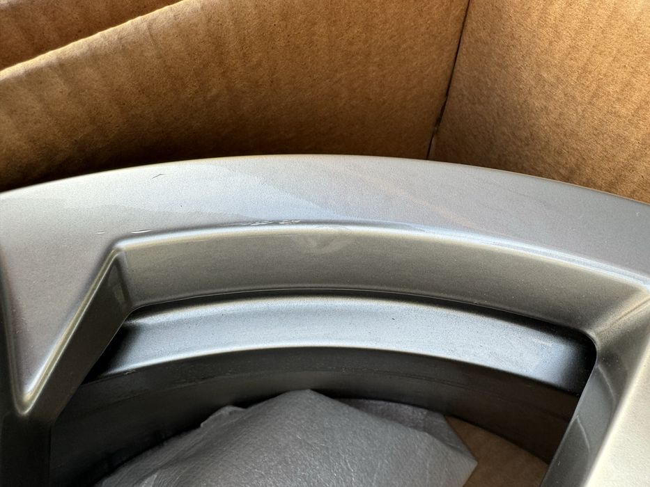 Felgi 17 cali VW T-roc 2GA Golf 6 7 8 oryginał jak NOWA