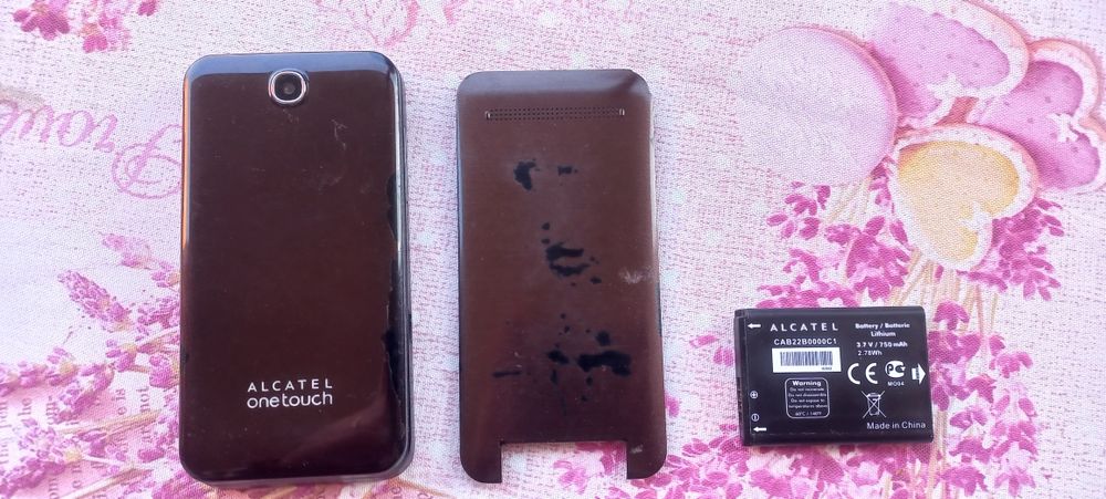 Telemóvel Alcatel OneTouch 2012G para peças