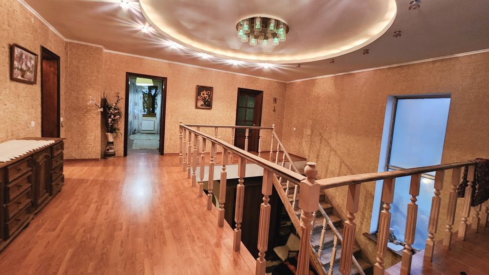 Здам будинок м.Обухів