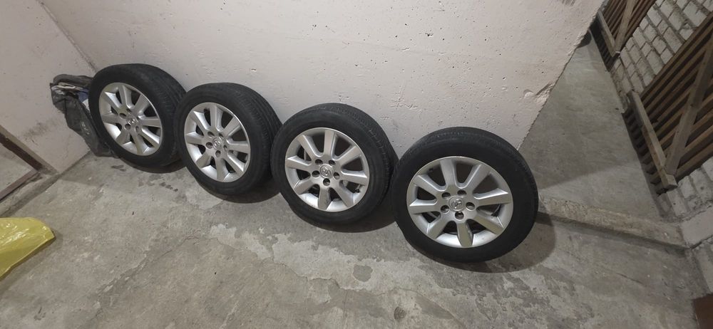 Felgi z oponami letnimi 205/50/16