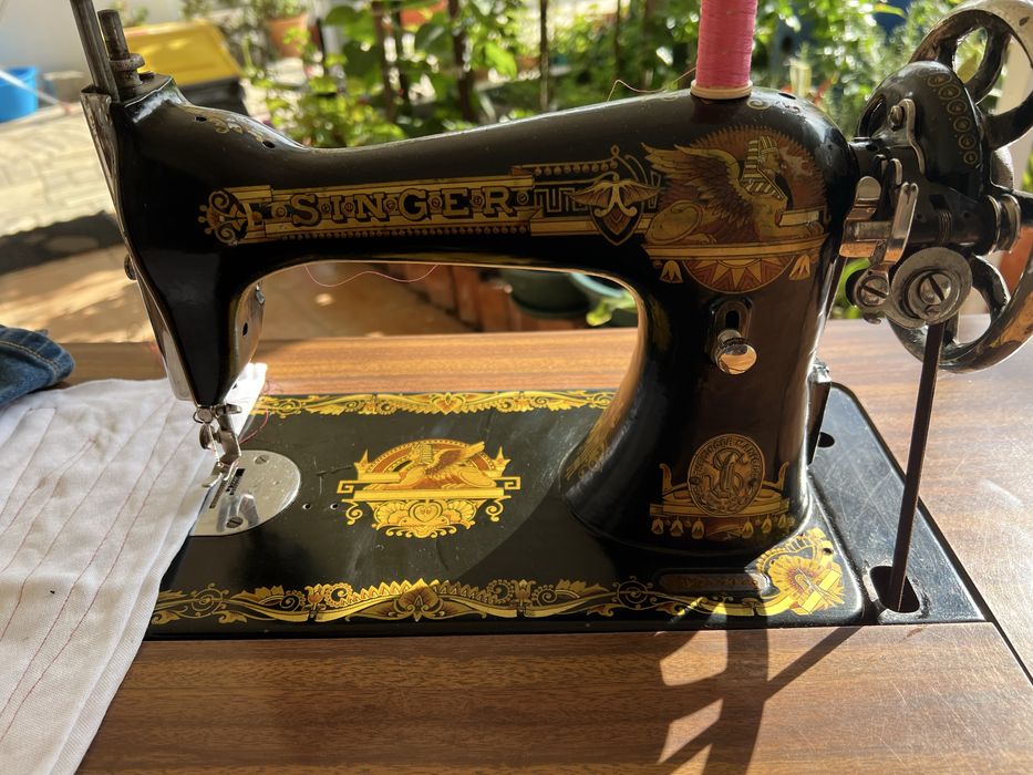 Maquina de costura singer
