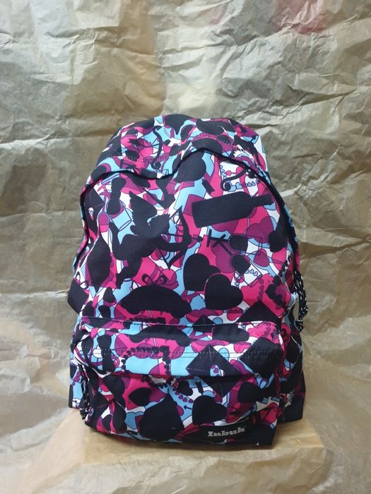 Mochilas novas a um bom preço