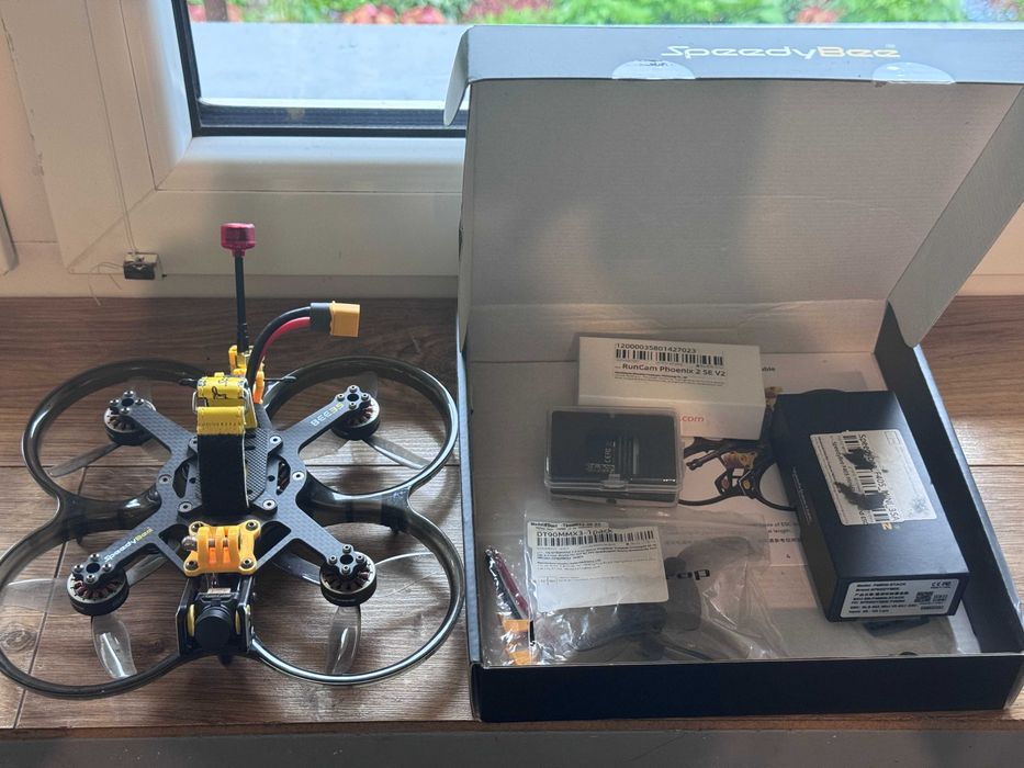 Dron FPV SpeedyBee Bee35 Analog 6S ELRS GPS CineWhoop XT60