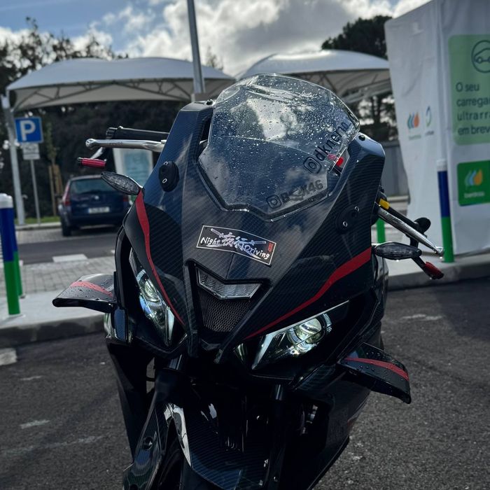 Mitt GP 125, moto com pequeno visual da BMW (urgente)