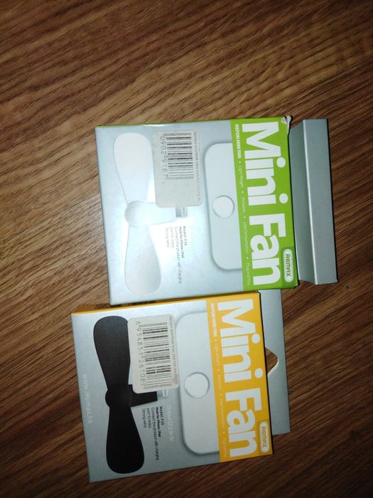 Sprzedam mini fun dwa małe wiatraki do iphone