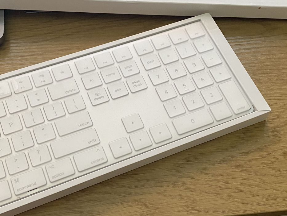Apple Magic Keyboard (як нова)